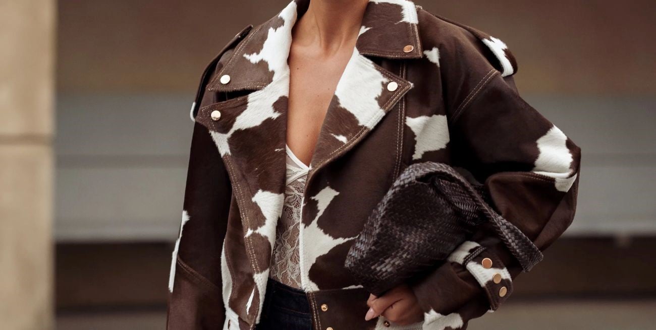 El estampado de vaca redefine el animal print y se impone en 2025