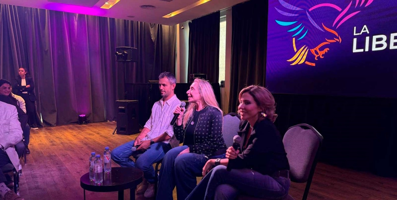 Karina Milei presentó a los candidatos de La Libertad Avanza en Santa Fe
