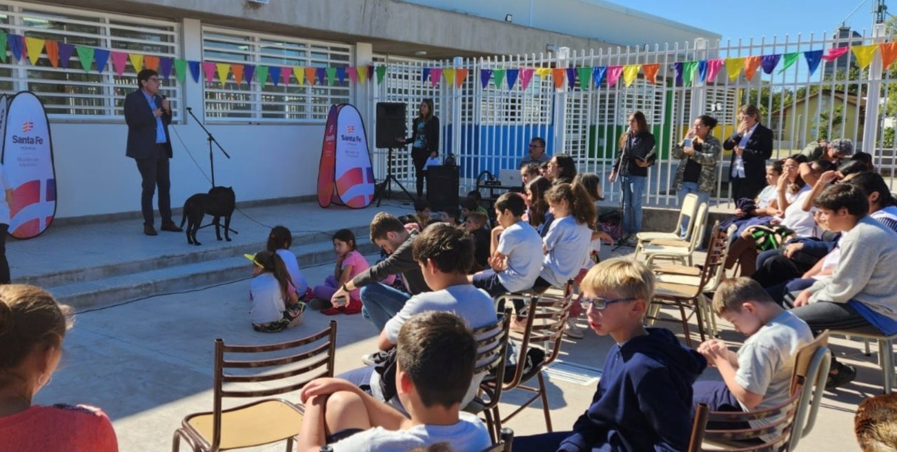 Provincia inauguró el nuevo edificio de la Escuela Especial de María Teresa

