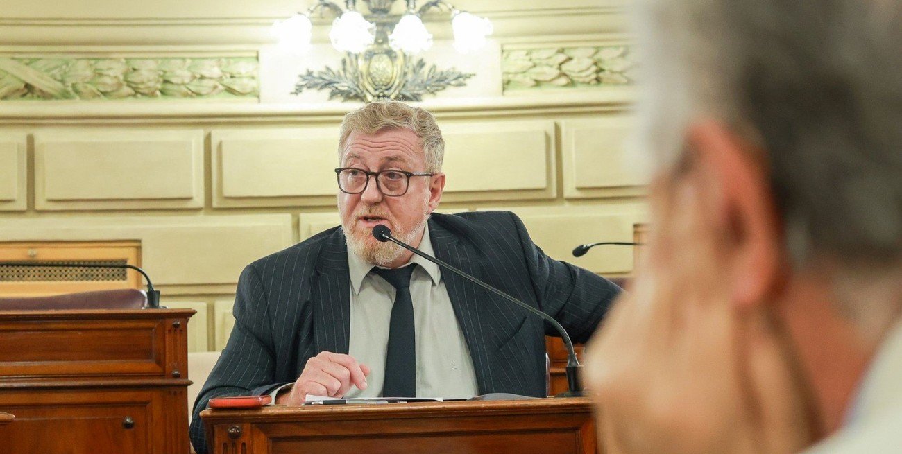 Legisladores deliberan sobre el futuro de un fiscal de Reconquista