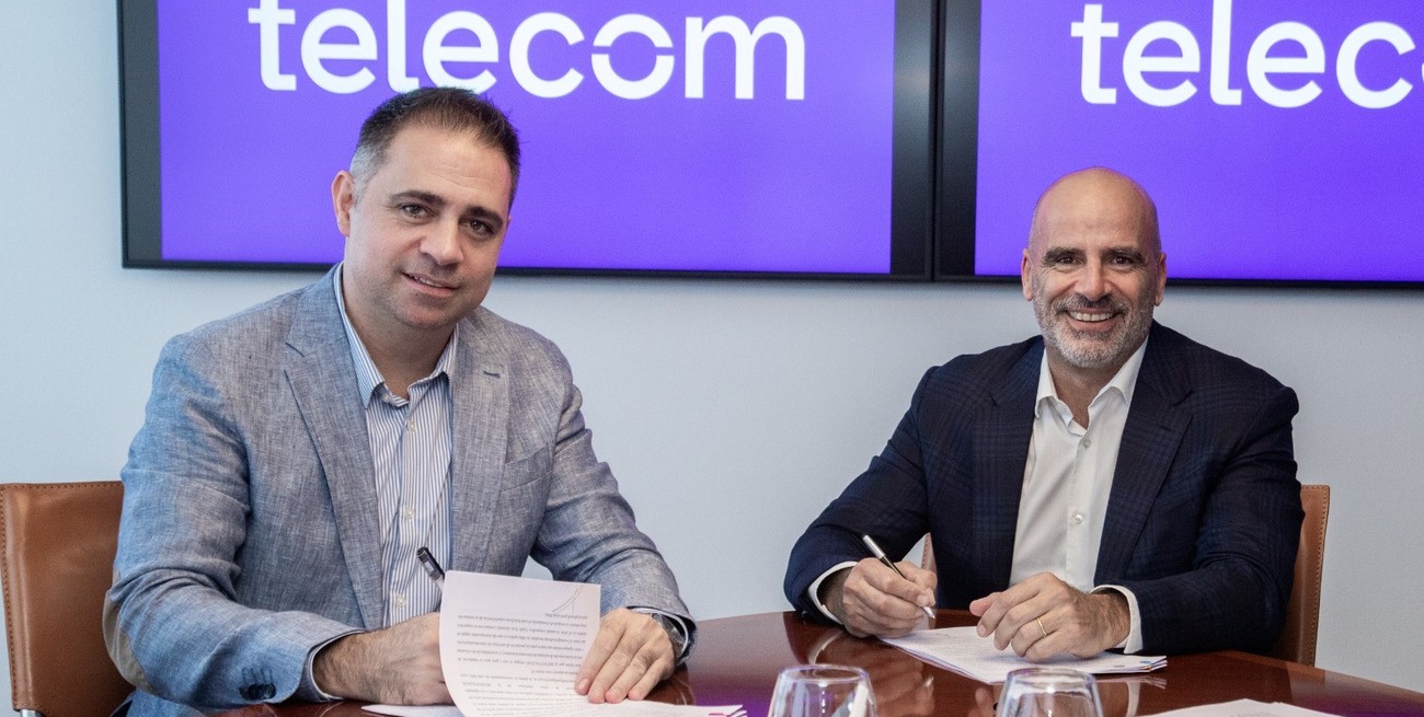 Telecom impulsa la conectividad con inversiones en fibra óptica y redes móviles de alta capacidad