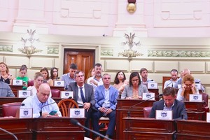Sin abstenciones y con unas pocas ausencias, la totalidad de los diputados y senadores presentes votaron por remover del cargo de fiscal al Dr. Aldo Gerosa.