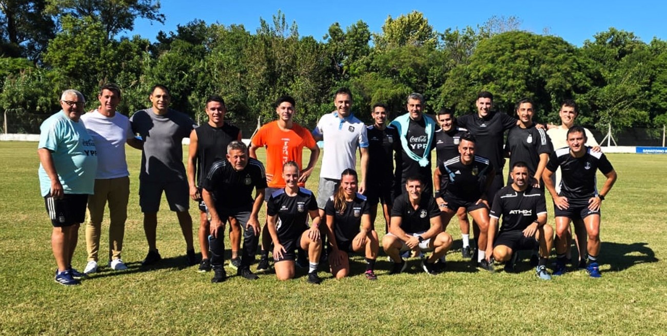 Pruebas físicas para árbitros nacionales en el Predio Nery Pumpido