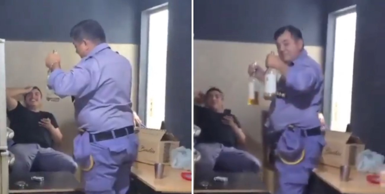 Dos policías fueron grabados tomando alcohol dentro de una comisaría en Chaco