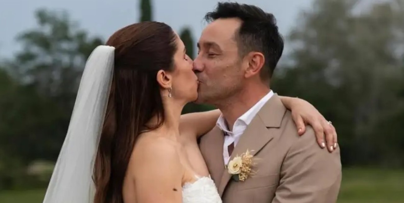 Tras muchos años juntos, se casaron Luciano Pereyra y Julia Rezzuto