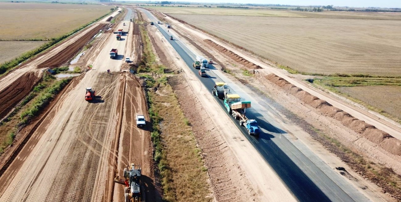 Córdoba anunció que completará los 63 km que faltan para terminar la autopista  a San Francisco
