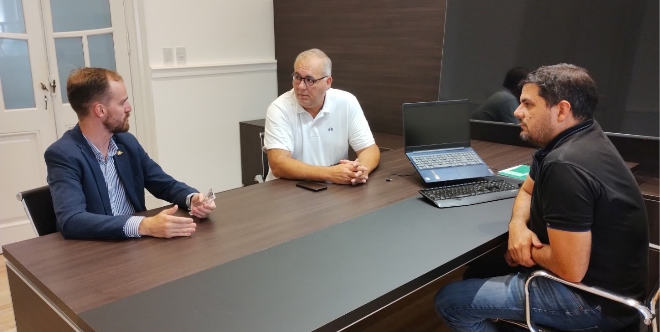 Mayer: "Queremos traer también reglas claras e incentivos para invertir en Santa Fe”