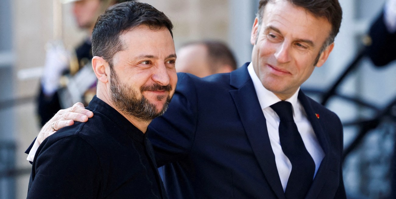 Francia sumó 2.000 millones de dólares en ayuda a Ucrania y plantea necesidad de "reaccionar"