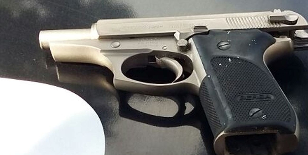 Seguirá preso un chofer de colectivos que amenazó con una pistola a un colega

