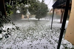 Se esperan ráfagas de viento de gran intensidad, fuerte actividad eléctrica y abundante caída de agua.