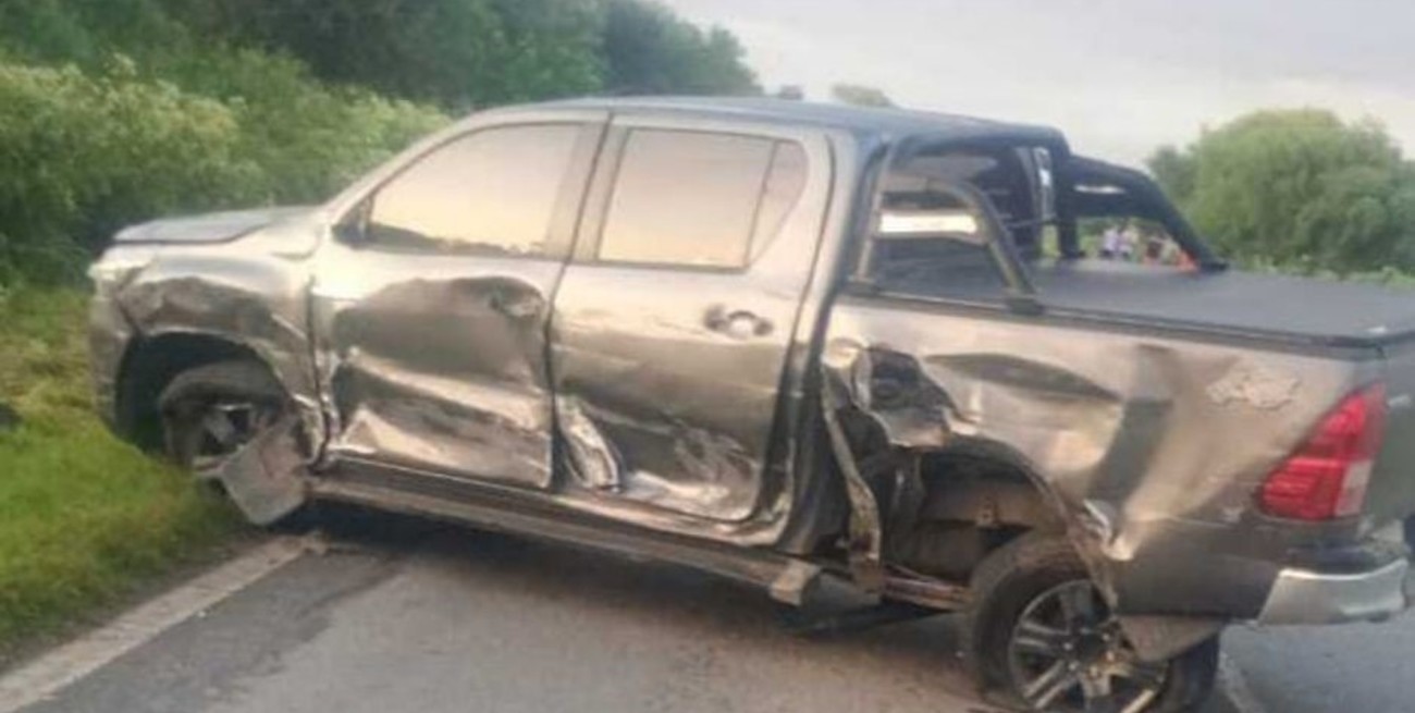 Fuerte choque múltiple en la Ruta 11, entre un camión y dos camionetas