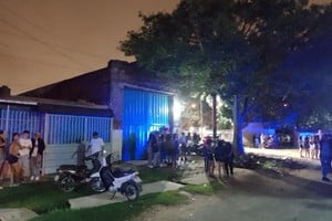 Operativo policial este sábado en la madrugada rosarina.