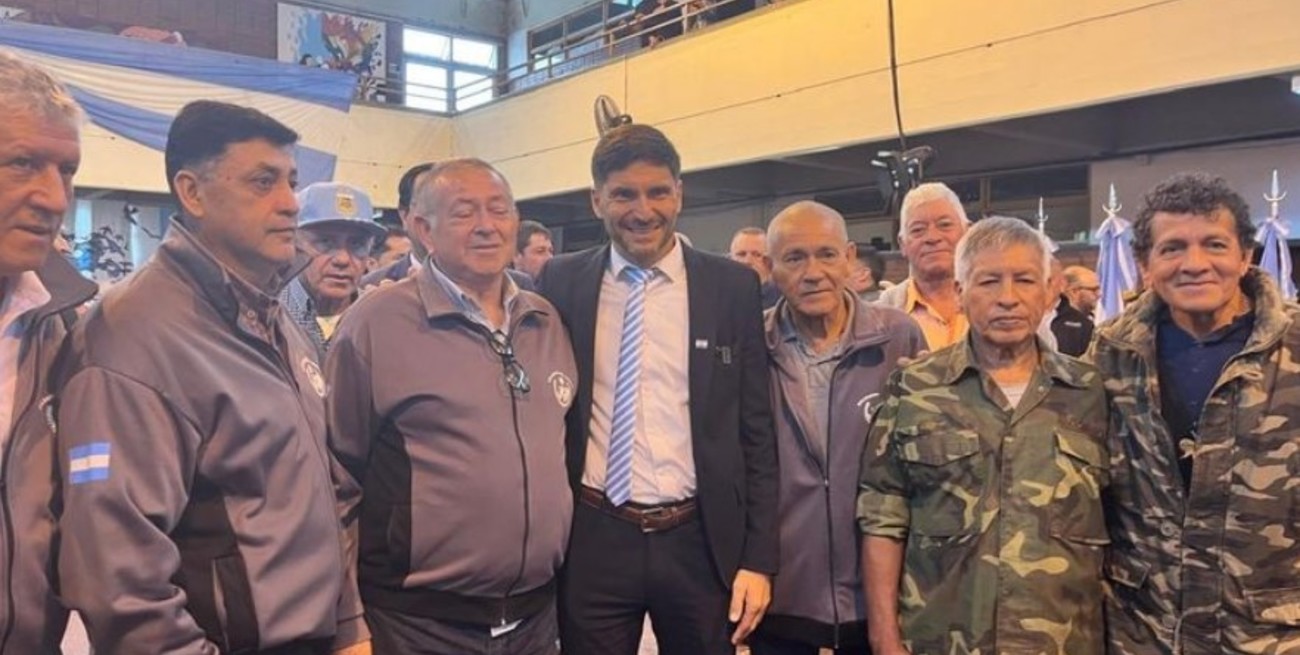 Pullaro encabezó el acto oficial por el Día del Veterano y de los Caídos en la Guerra de Malvinas