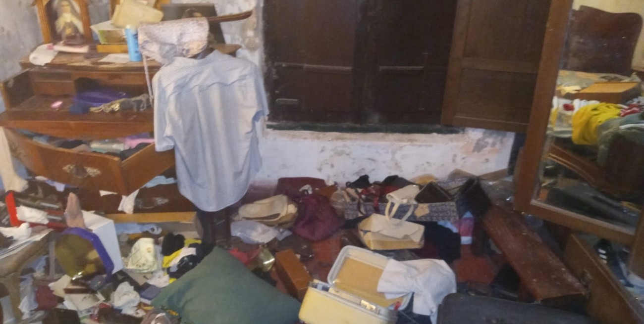 Ladrones desvalijaron la casa de un exmarino en Candioti
