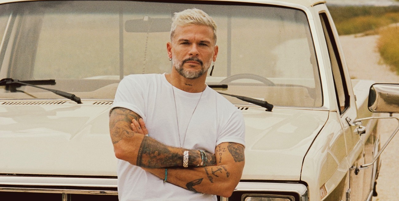 Pedro Capó estrena el videoclip de "Divina"