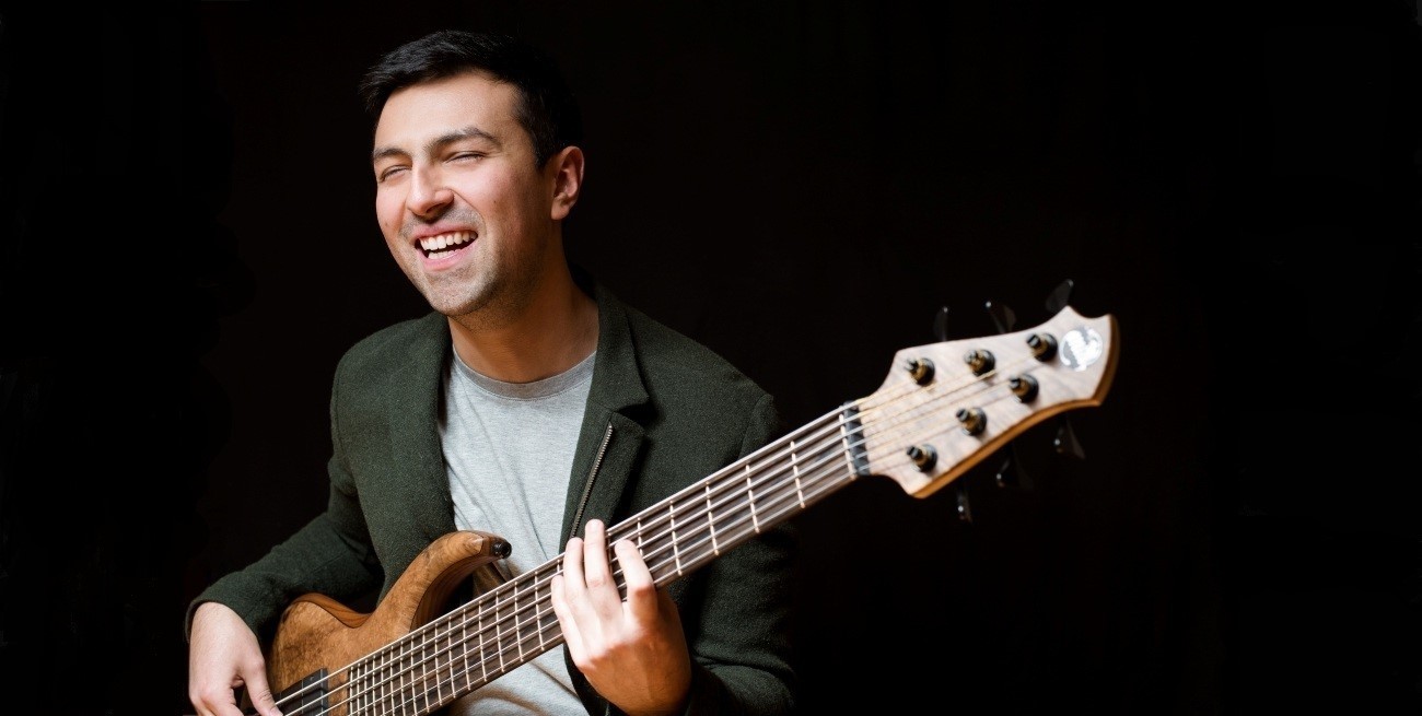 George Kramarski saca sus creaciones del nido