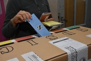 El acto electoral será de 8 a 18 y se habilitarán 8392 mesas instaladas en 1458 locales en toda la provincia. Foto: El Litoral