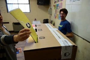 Las alianzas que pasaron a la general ya analizan alternativas para sumar más votos. Crédito: Flavio Raina