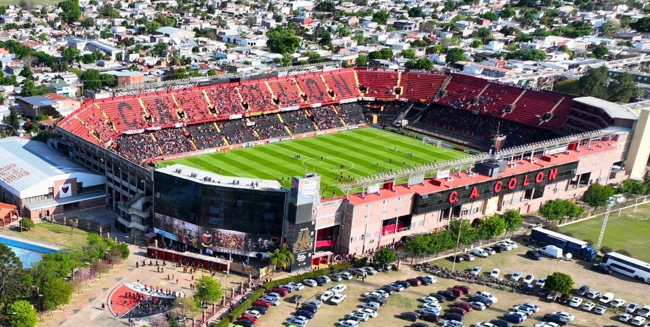 ¿Quién televisa a Colón?: pool de tres
empresas o TyC Sports igualando dinero