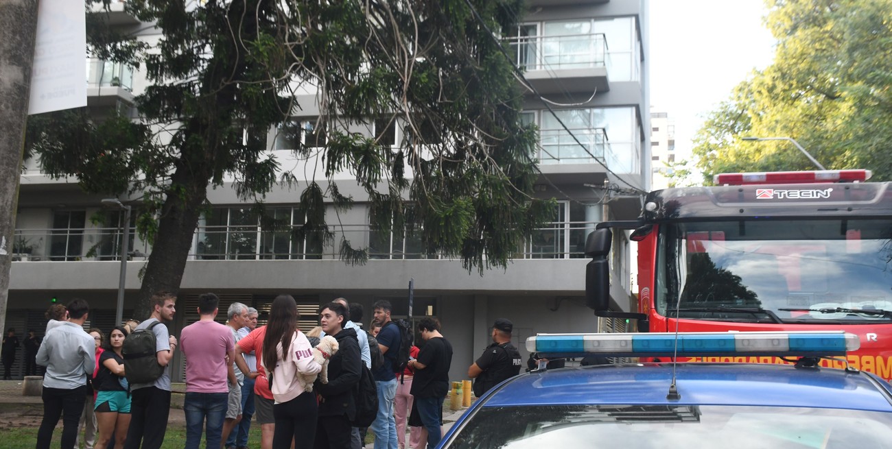 Susto en la cima de un edificio de la ciudad de Santa Fe