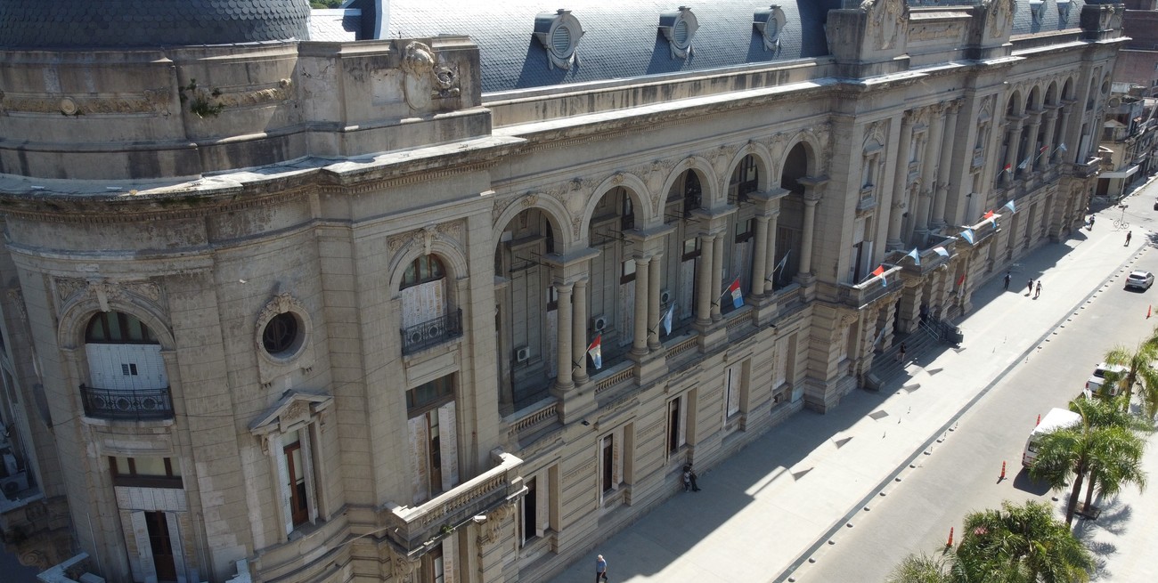 Se conoció el decreto que establece la nueva política salarial para la administración central