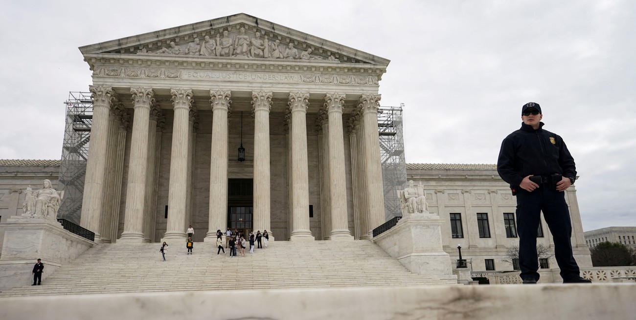 La Corte Suprema de Estados Unidos, suspendió la deportación de venezolanos