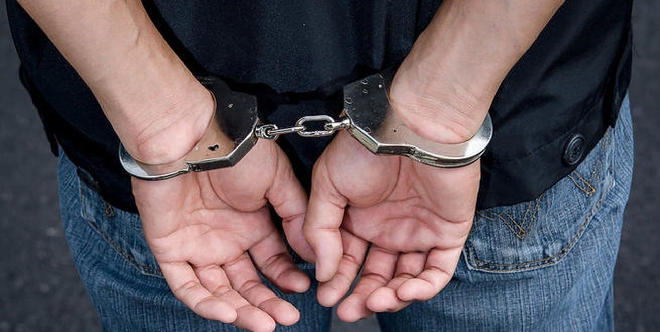 Santa Fe: hurtó dos ruedas de auxilio y lo detuvieron mientras intentaba venderlas