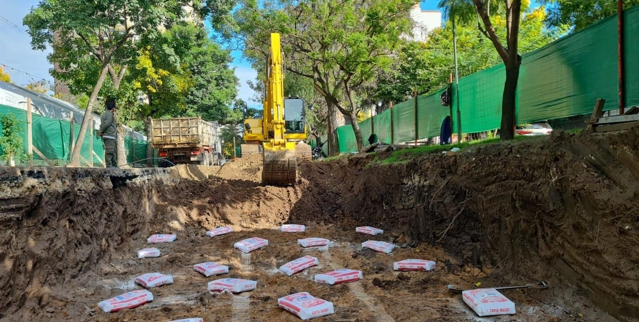 Ciudad de Santa Fe: cómo avanza la obra sobre el histórico socavón en Bv. Gálvez y Alberdi