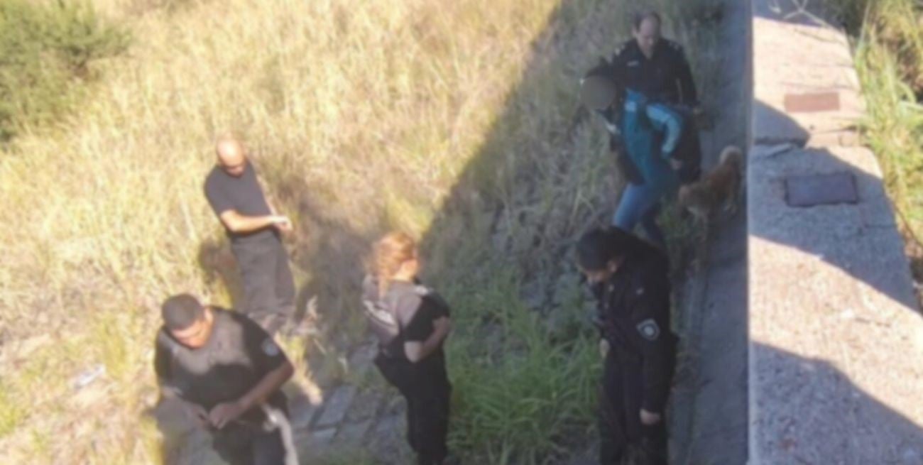 Rescataron a una mujer que quería arrojarse a la Laguna Setúbal