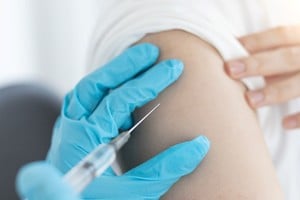 La desinformación y desconfianza amenazan con debilitar uno de los pilares de la salud pública.