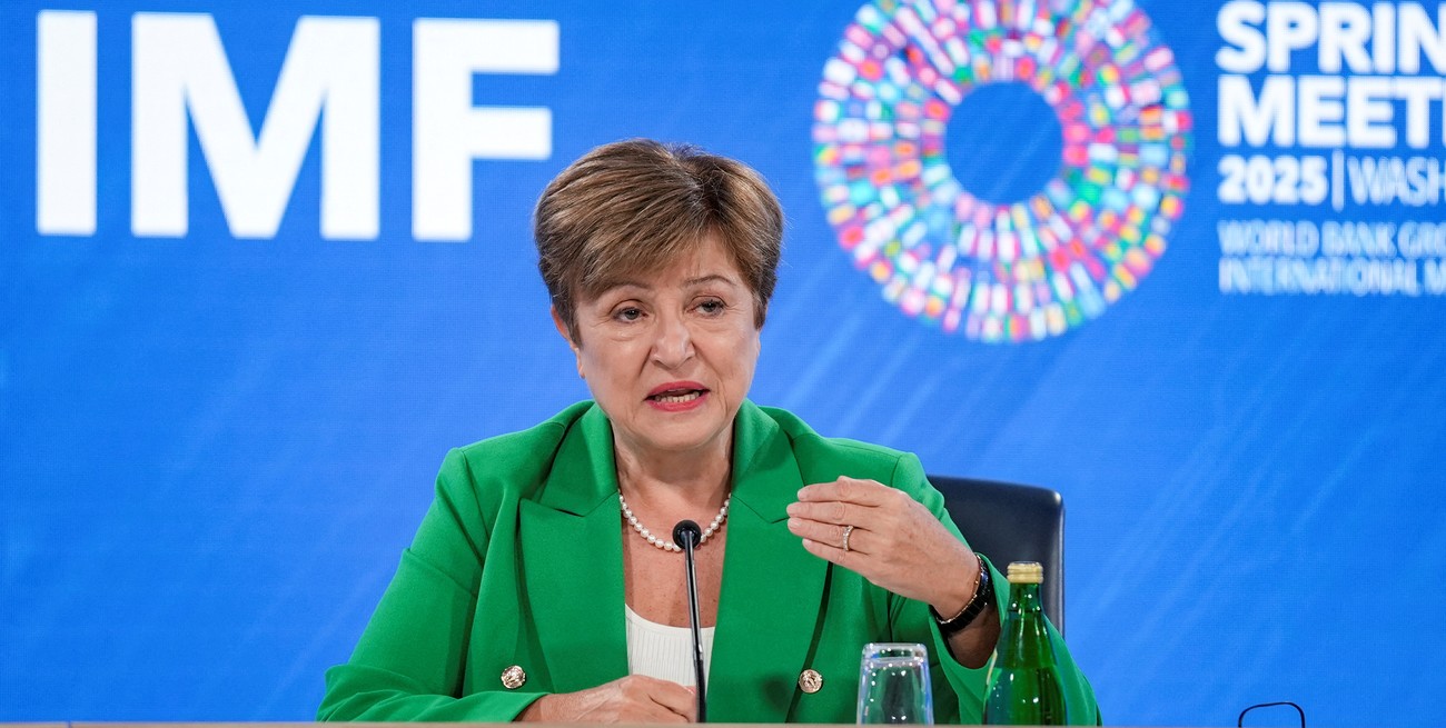 La titular del FMI debió salir a aclarar sus polémicos dichos sobre las elecciones en Argentina