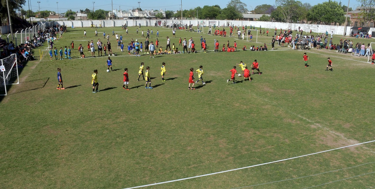 Newell's Old Boys abre sus puertas al primer gran Encuentro de Escuelitas de fútbol