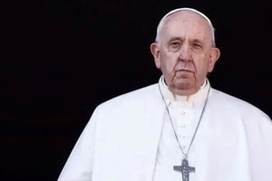 La desaparición física del Sumo Pontífice ha afectado de modo particular al catolicismo argentino y santafesino.