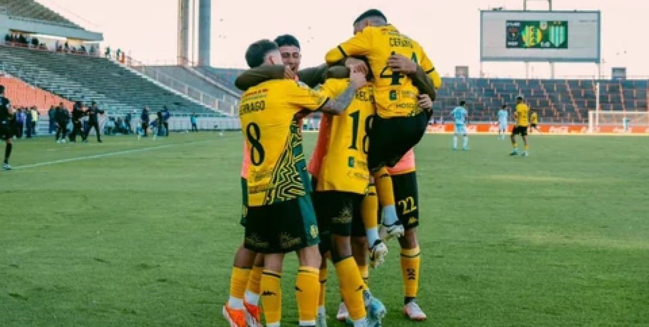 Aldosivi venció a Banfield y agudizó la crisis del equipo de Broggi