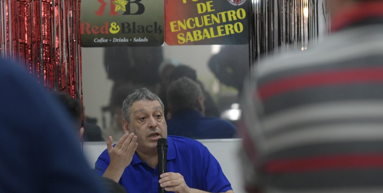 El hincha de Colón quiere escuchar
dos palabras: ascenso y unidad