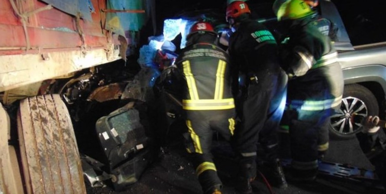 Una víctima fatal y dos heridos por un choque en la "Curva de Pastorino"