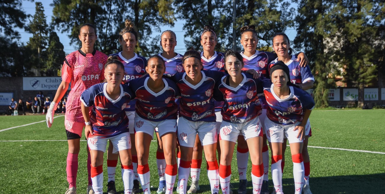 Unión arrancó con una contundente goleada ante Deportivo Merlo