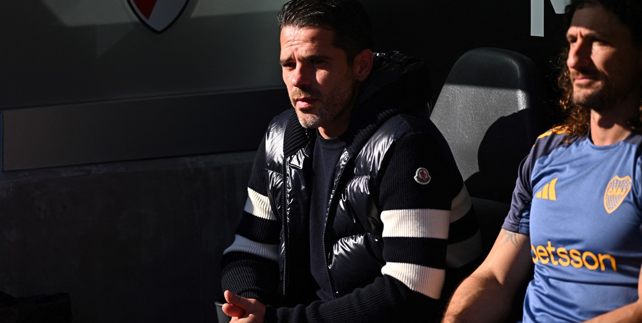 Boca echó a Gago tras perder el superclásico con River