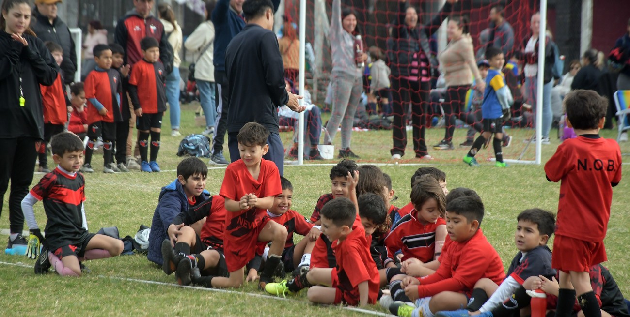 Una fiesta para la infancia en barrio Roma