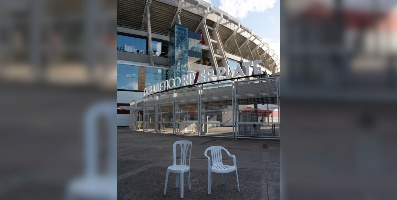 Bad Bunny en Argentina: el misterio de las sillas blancas anticipa su regreso al país