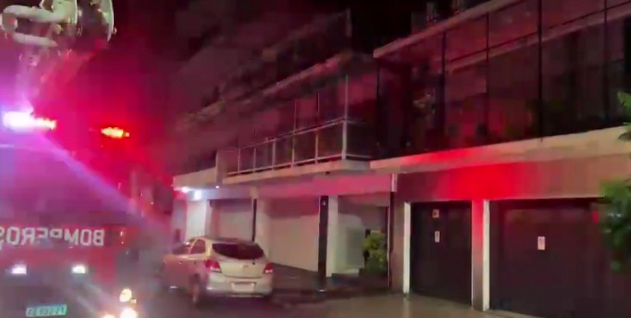 Video: seis personas fueron hospitalizadas tras un incendio en Caballito