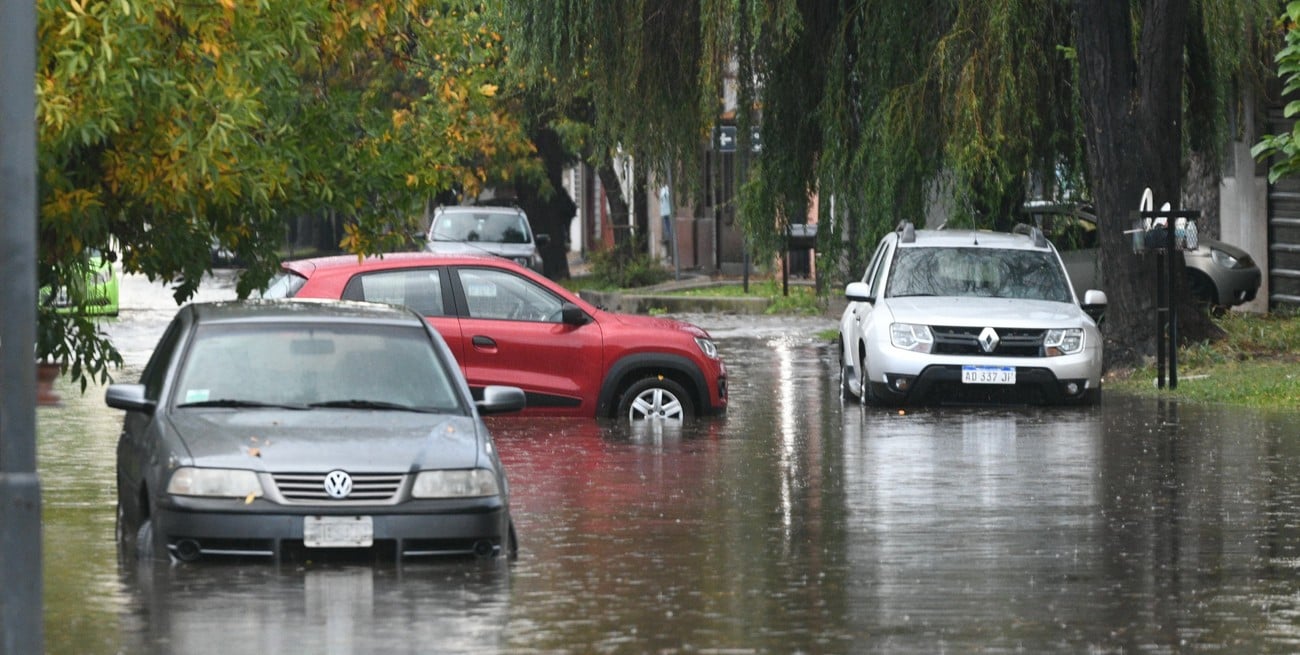 Lo que dejó el temporal en Santa Fe: rayos y sectores con hasta 90 mm de lluvia