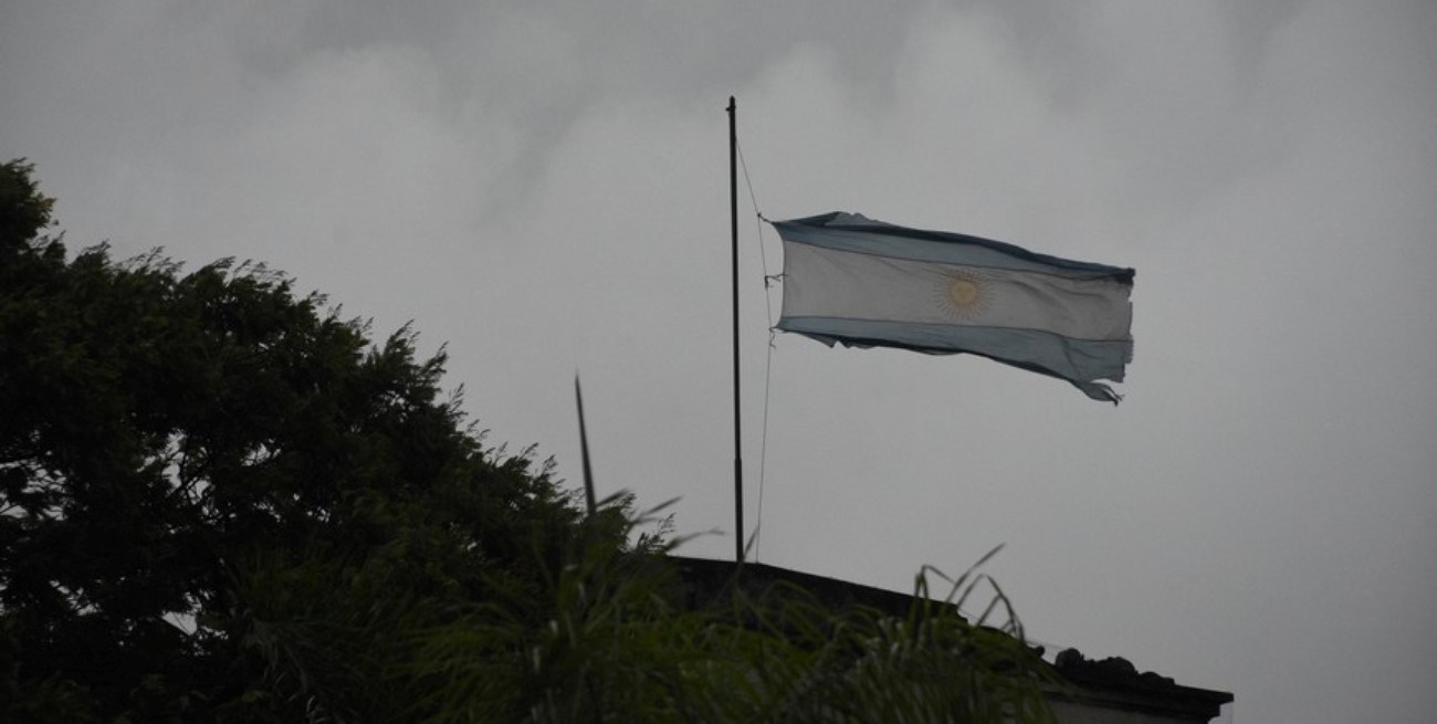 Alerta por vientos fuertes en cinco provincias de Argentina