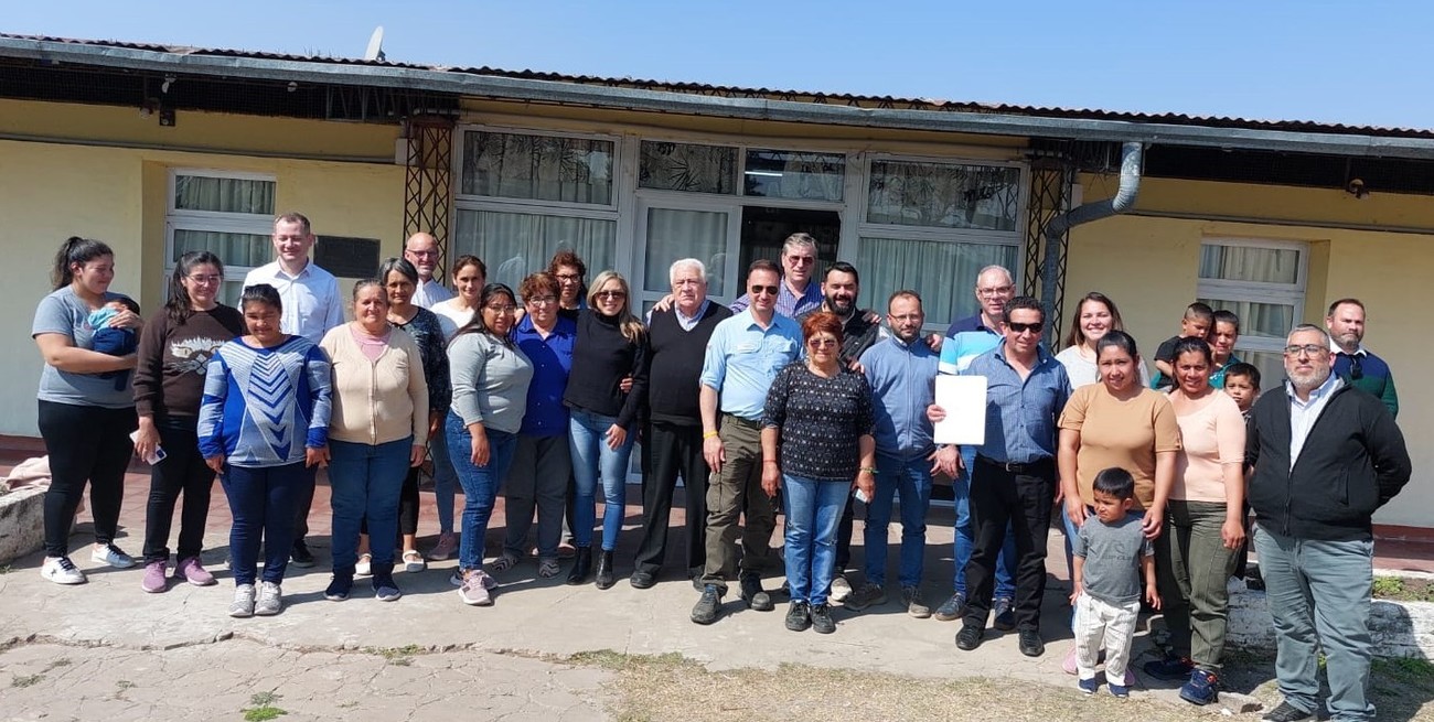 Sosa visitó el Paraje KM. 115, donde se está culminando la obra de agua potable