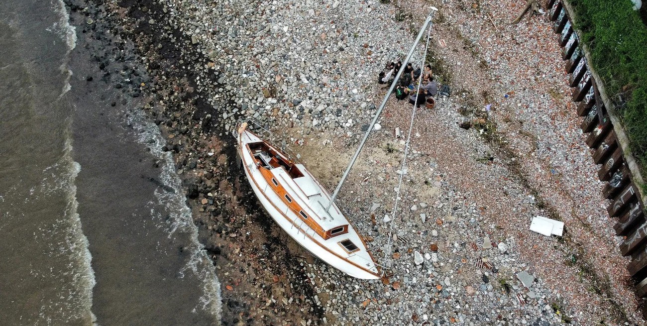 Así naufragó el velero de El Eternauta tras su participación en la serie