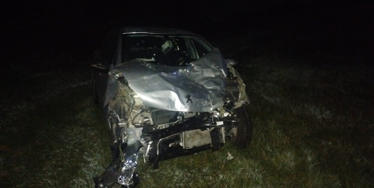 Dos autos chocaron en la Autopista con cuatro personas con heridas de distinta consideración