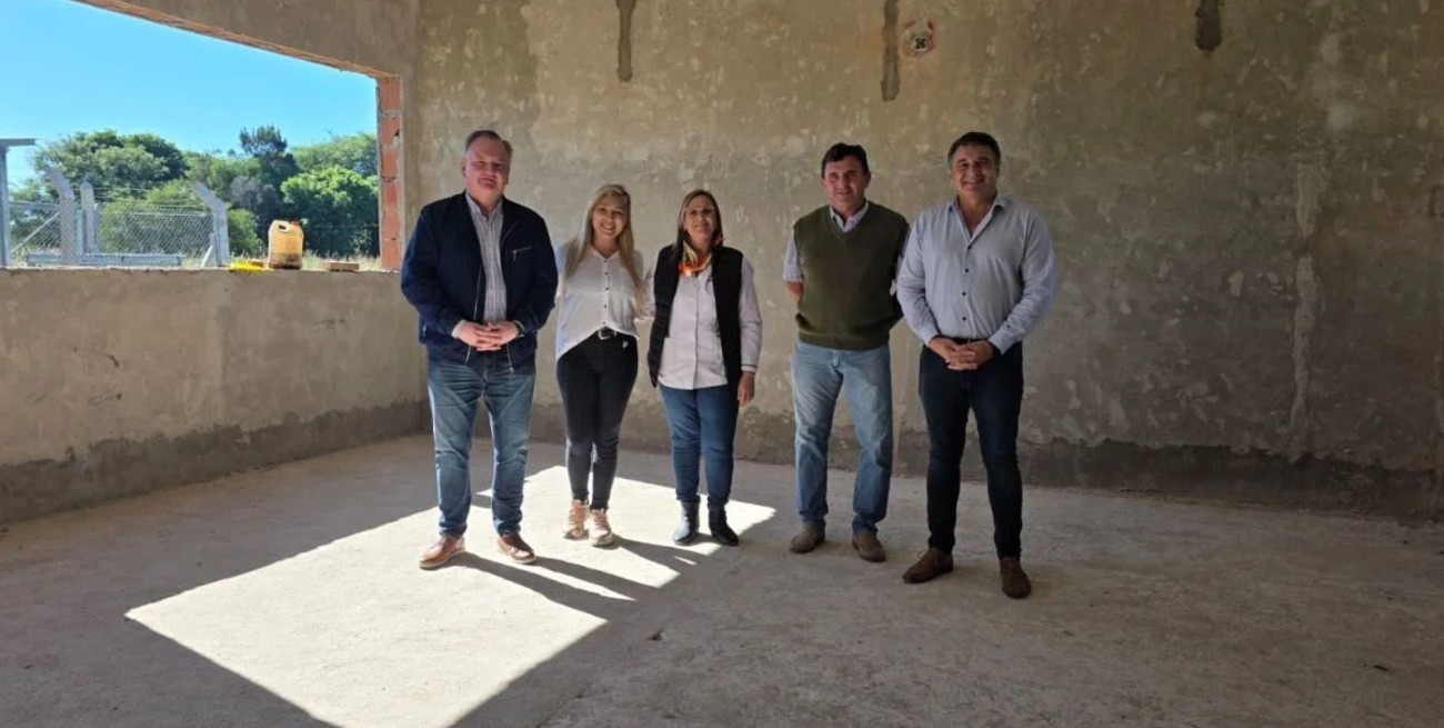 Michlig visitó cinco localidades para acercar numerosos beneficios gubernamentales