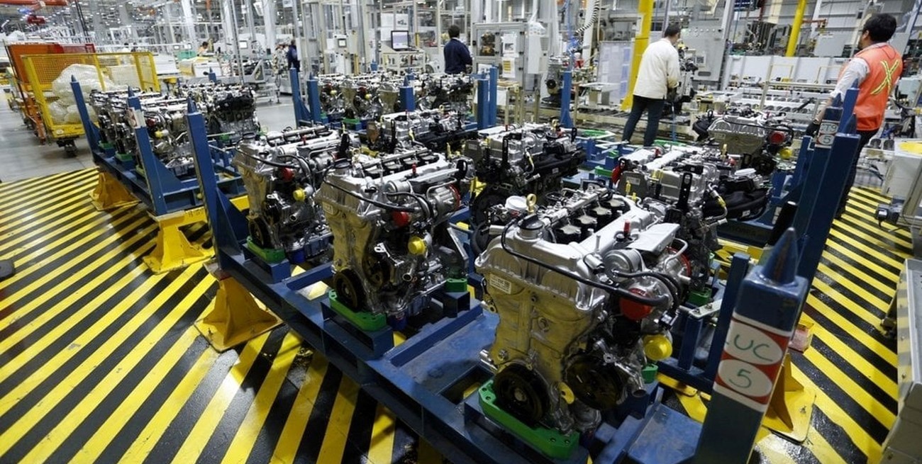 General Motors suspende a los operarios un día a la semana