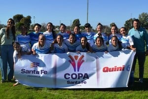 La V Azulada se trajo una gran victoria que lo deja con un pie en la siguiente etapa. Foto: Sur24.