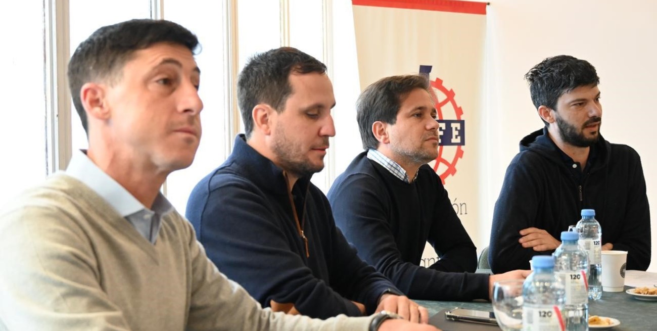 Simoniello y Garibaldi presentaron “Distrito Verde” a la Unión Industrial